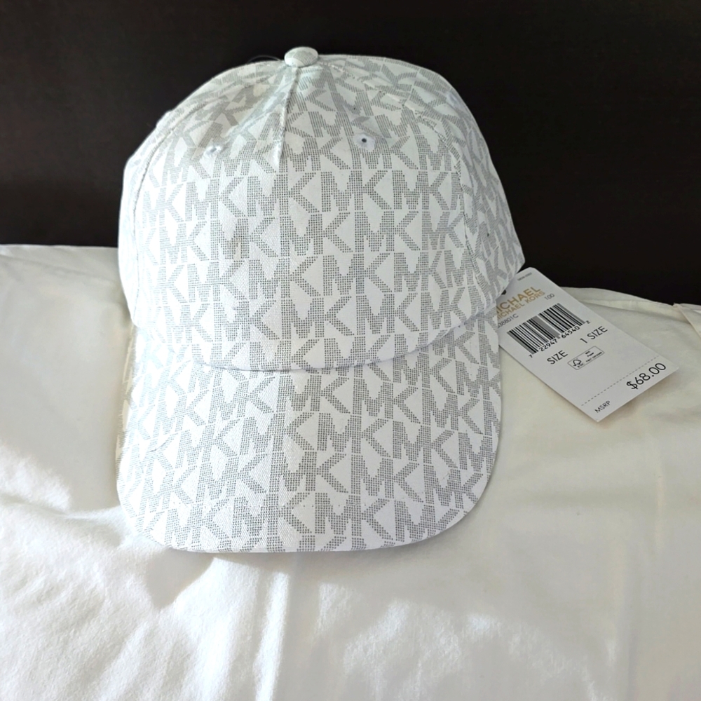 MK hat